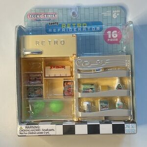 Retro Refrigerator Playset - Gold